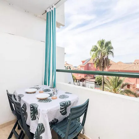 Floral - Large Private Terrace With Pool Apartment